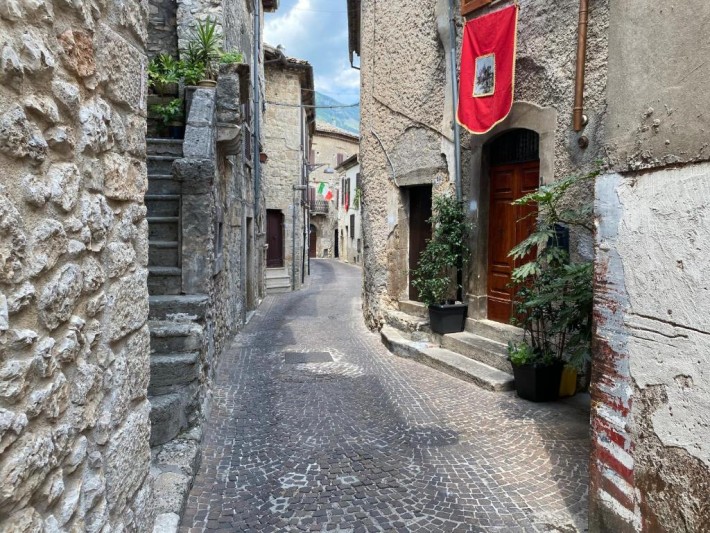 vico suites paese