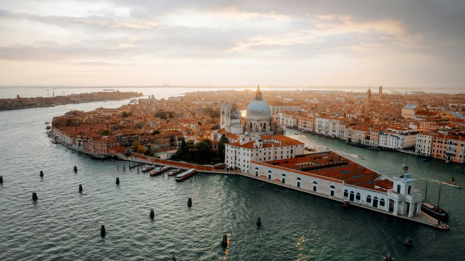 martin-katler-mdzabqapcky-unsplash