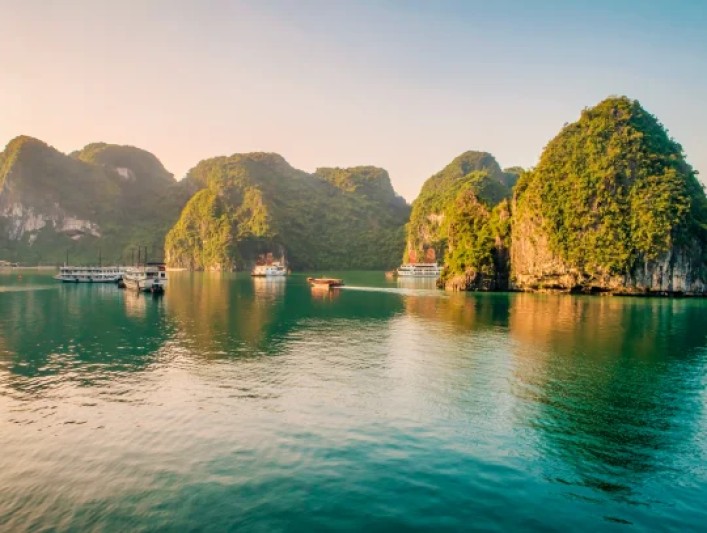11ea_ss_baia_halong_2230603251_kp8z9j