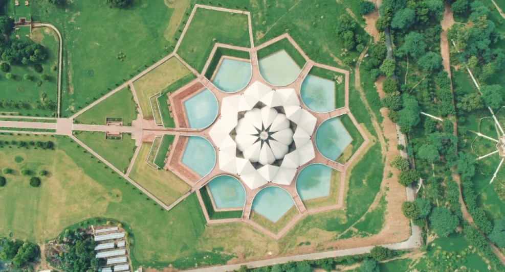 ss_lotus_temple_delhi_1342073069_mpjdd6