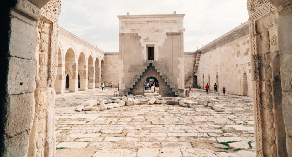 6ac_sultanhan_konya_l4q8uq