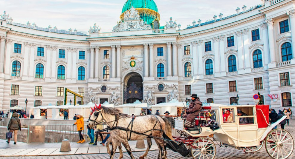 3dc-ss-vienna-hofburg-_1525614377_pyy7u5