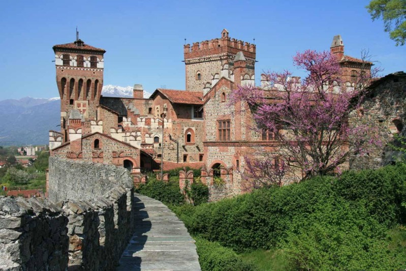 Castello di Pavone Canavese